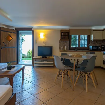 Πανσιόν στίλβη