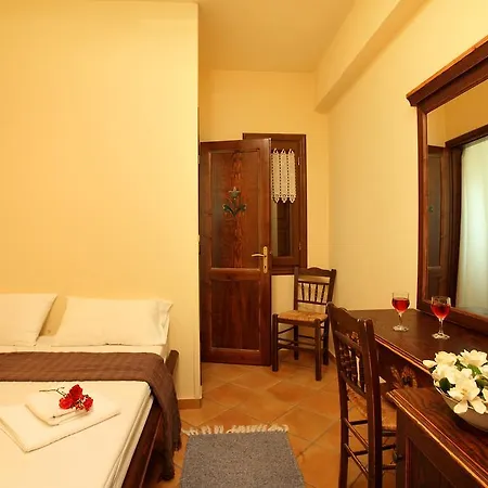 στίλβη Πανσιόν 3*